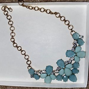 Statement necklace!!